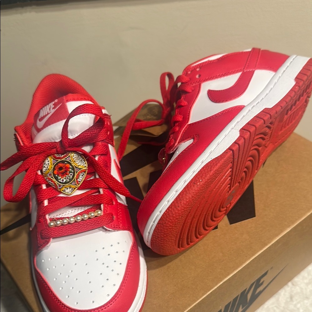 Nike Red and White Sneakers with Decorative Charms “Love Edition” - Picture 5 of 7